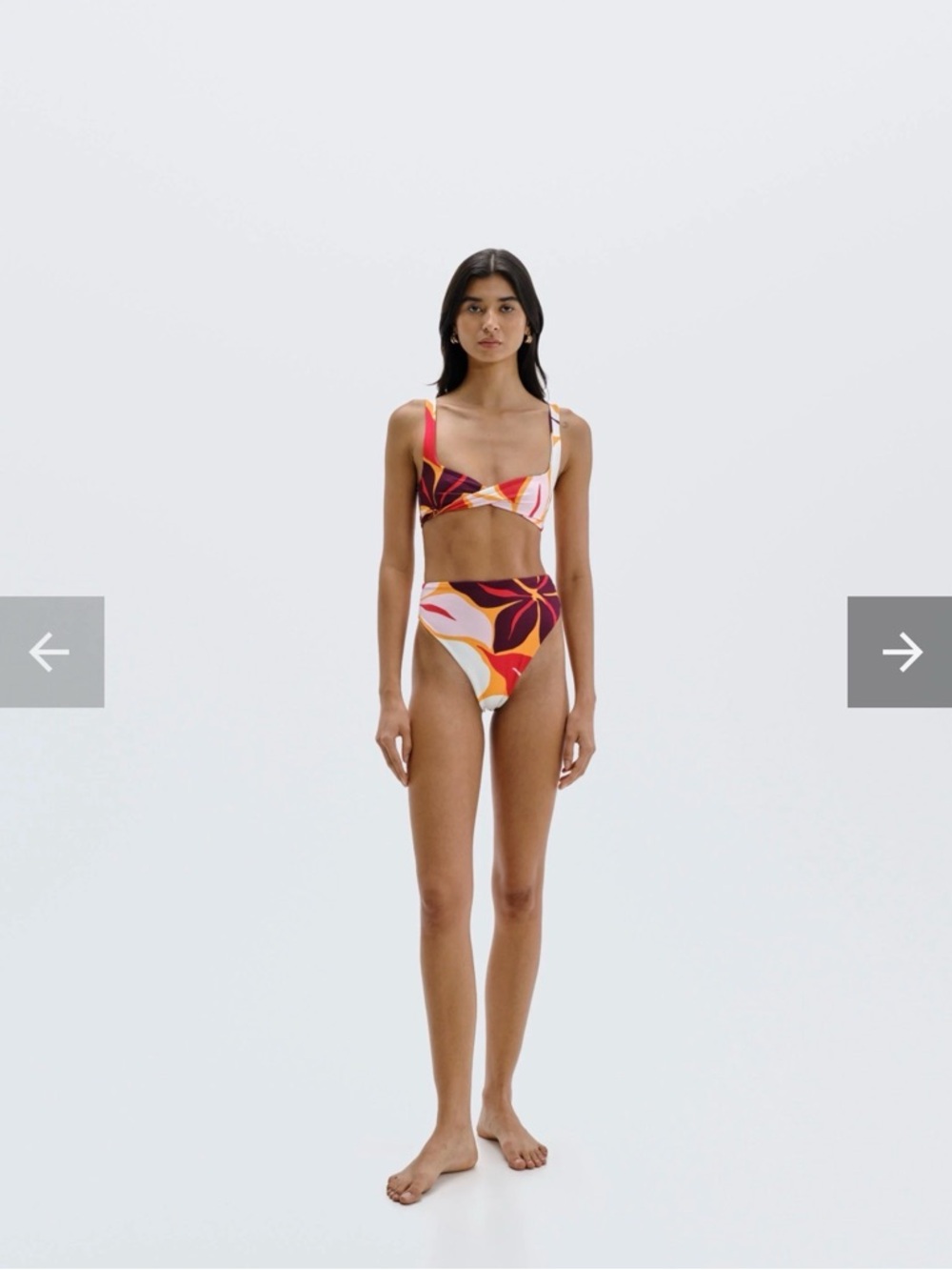 Cala De La Cruz Twist Front Bikini Top